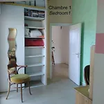 T2: 45m2 :4 Places :indépendant Dans
