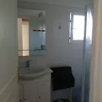 T2: 45m2 :4 Places :indépendant Dans Appartement
