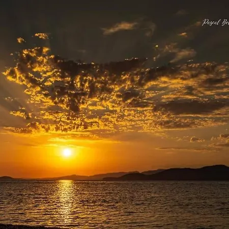 아파트 T2: 45m2 :4 Places :independant Dans 히에레